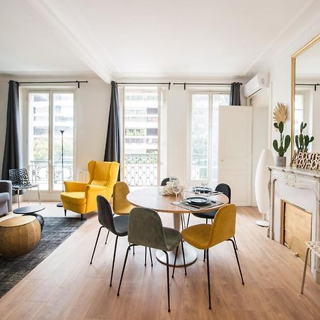 2 Bedroom Appartement Near Tour Eiffel & Trocadero Paris Ngoại thất bức ảnh