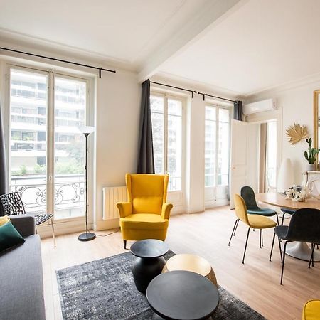 2 Bedroom Appartement Near Tour Eiffel & Trocadero Paris Ngoại thất bức ảnh