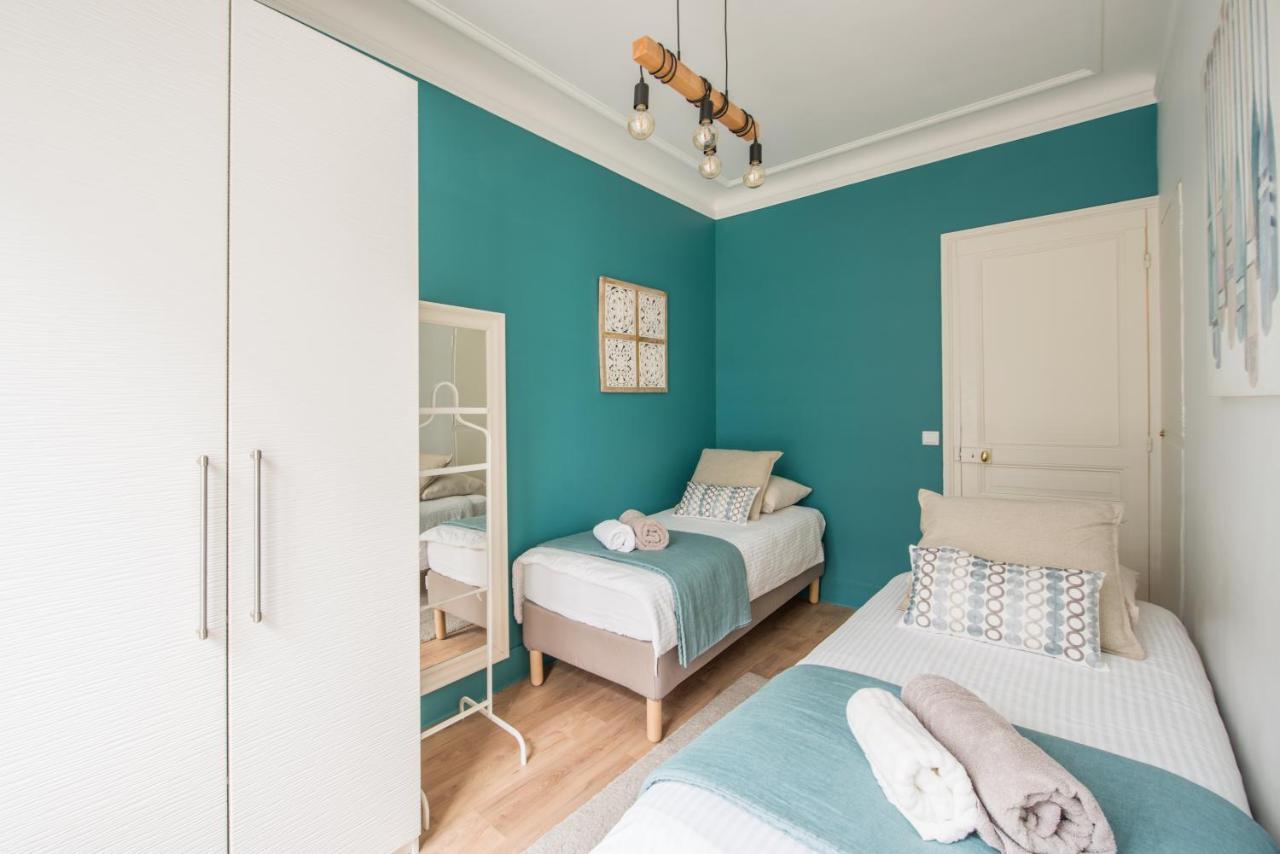 2 Bedroom Appartement Near Tour Eiffel & Trocadero Paris Ngoại thất bức ảnh